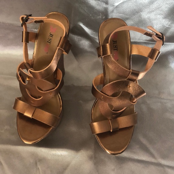 Shoes - Picture 1 of 2